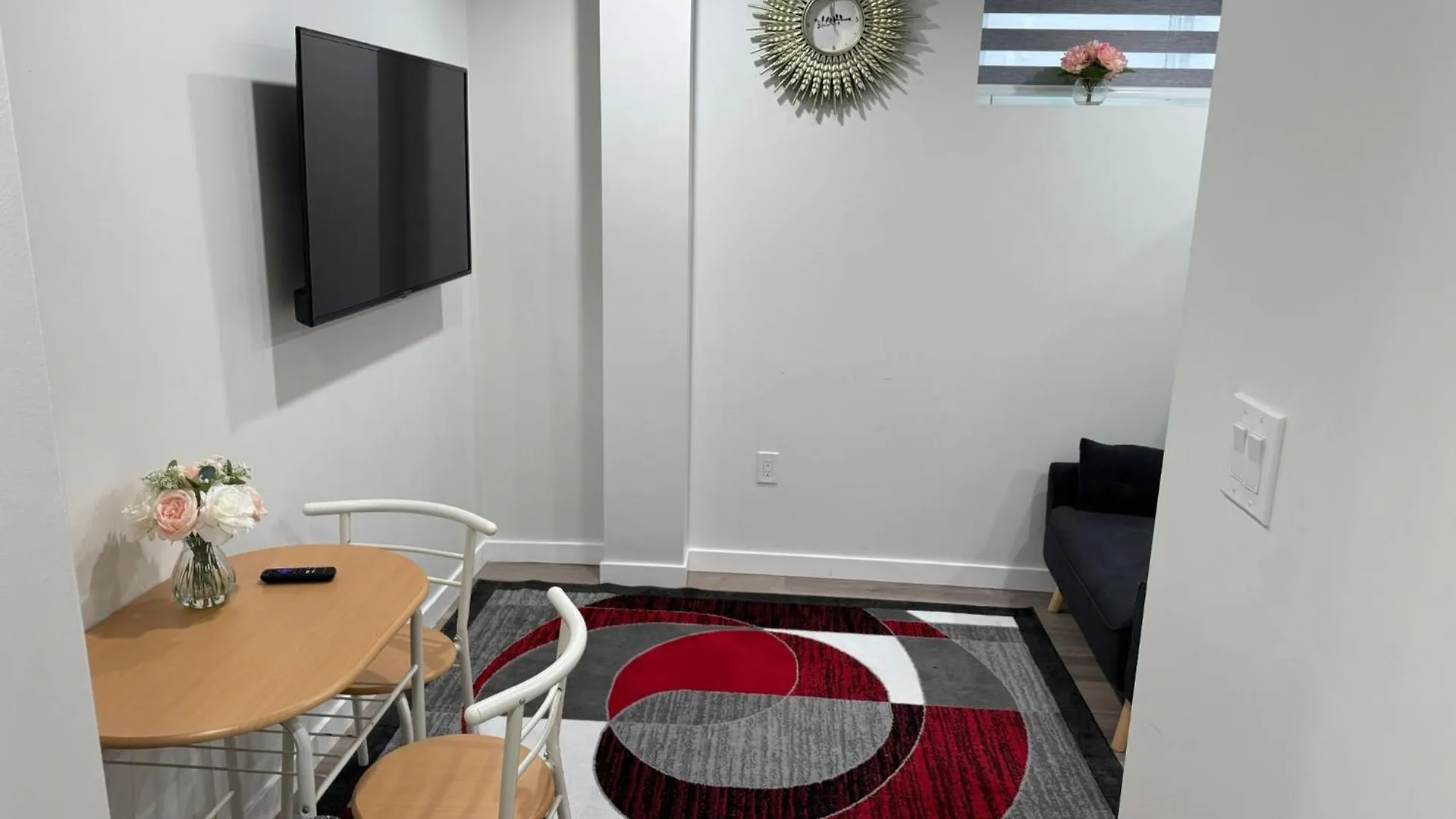 Luxury 2 Bedroom Basement Suite Winnipeg Canada