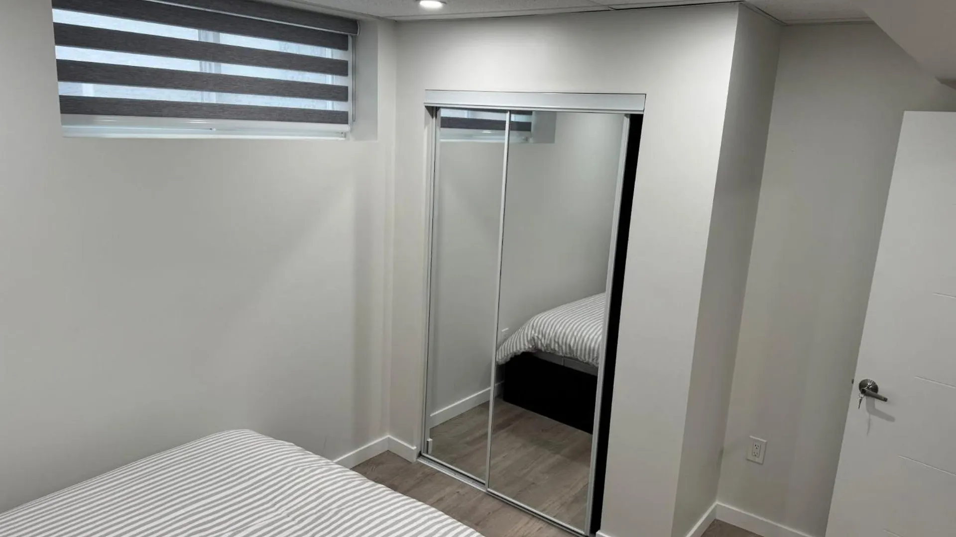 Luxury 2 Bedroom Basement Suite Winnipeg 0*,  Canada